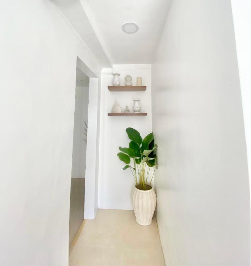 New Modern Suite Near Airport & Beach Sudtungan Экстерьер фото