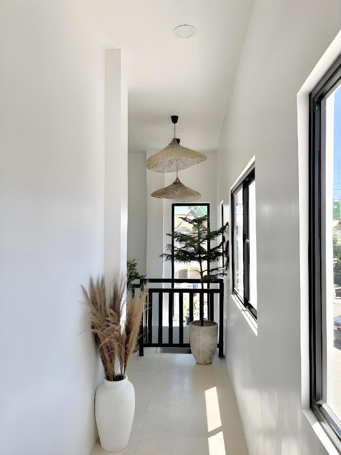 New Modern Suite Near Airport & Beach Sudtungan Экстерьер фото