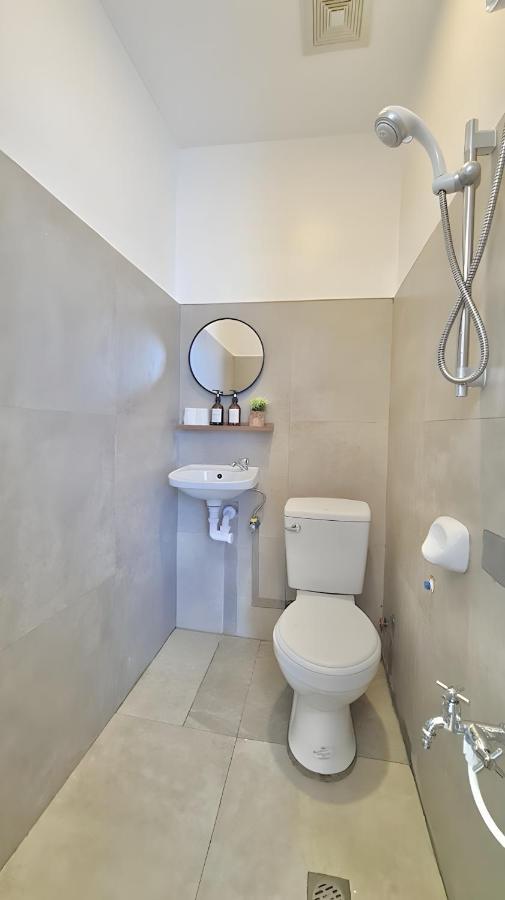 New Modern Suite Near Airport & Beach Sudtungan Экстерьер фото